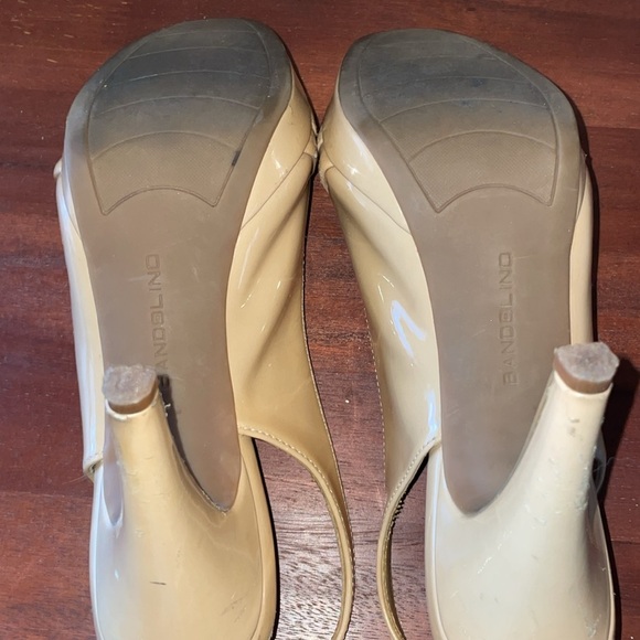 Bandolino Tan Slingback Heels Size 9 - Picture 5 of 5